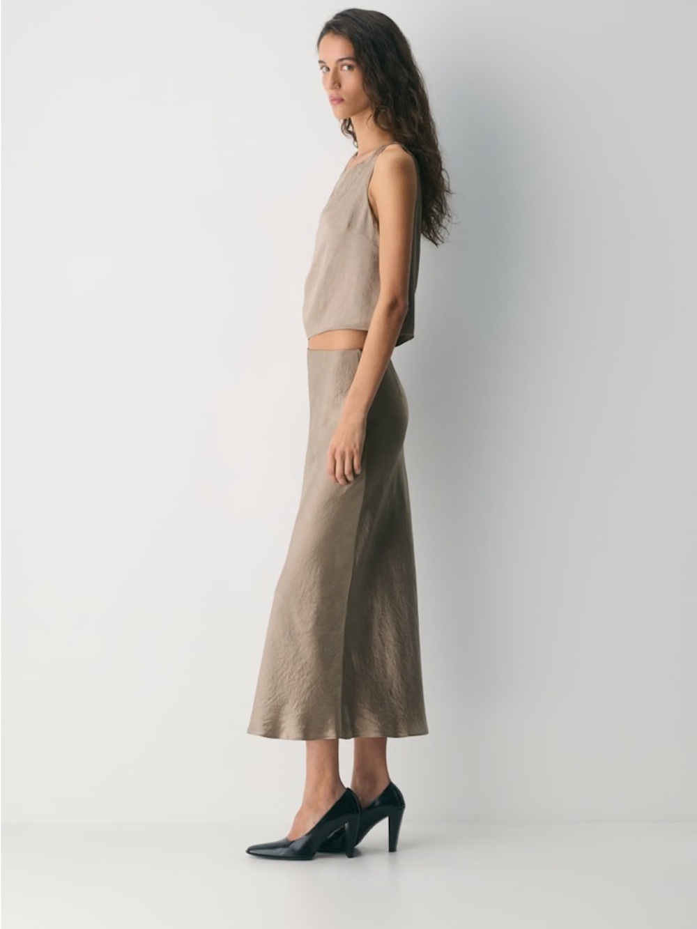 Aritzia Babaton Satin Slip Skirt Nomad Taupe - 0 - Picture 4 of 9